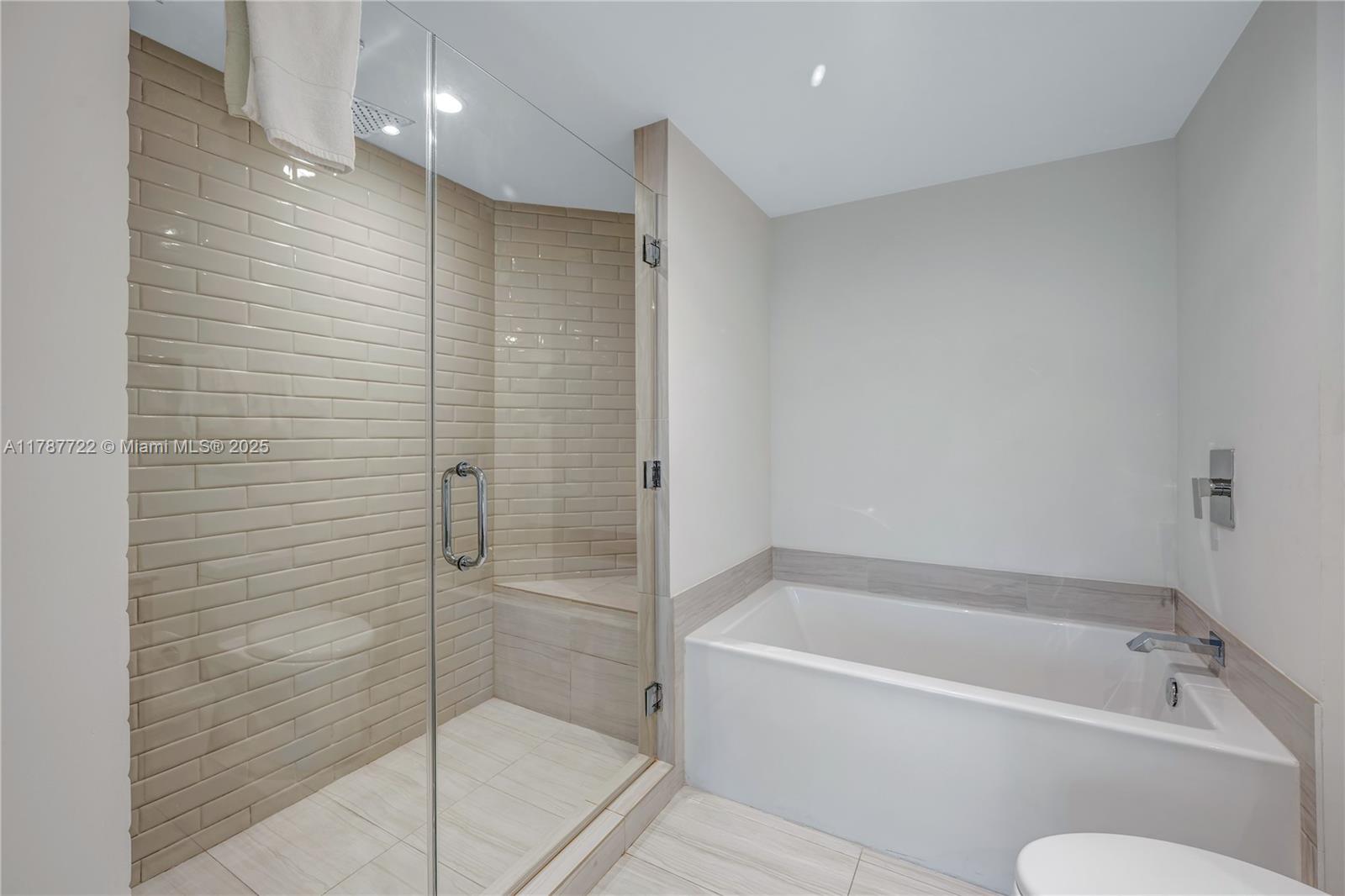4010 SOUTH OCEAN CONDO - Residential