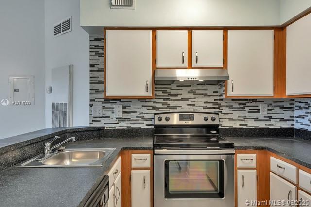 MARINA OAKS CONDO - Residential Lease
