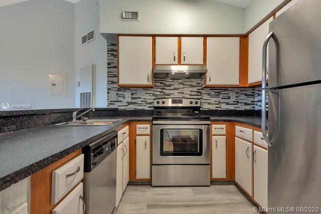 MARINA OAKS CONDO - Residential Lease