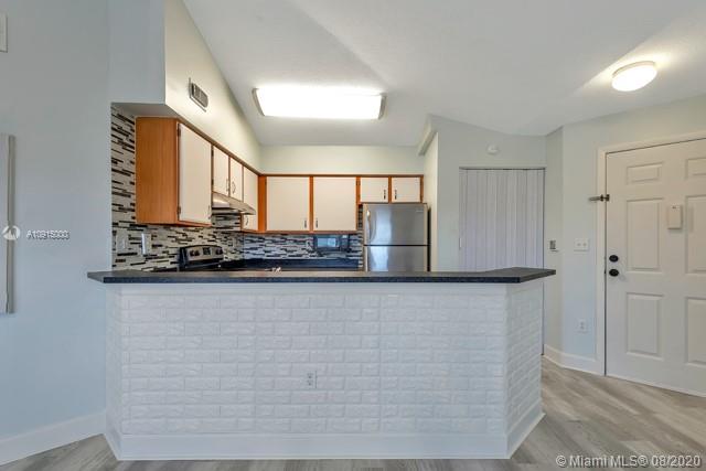 MARINA OAKS CONDO - Residential Lease