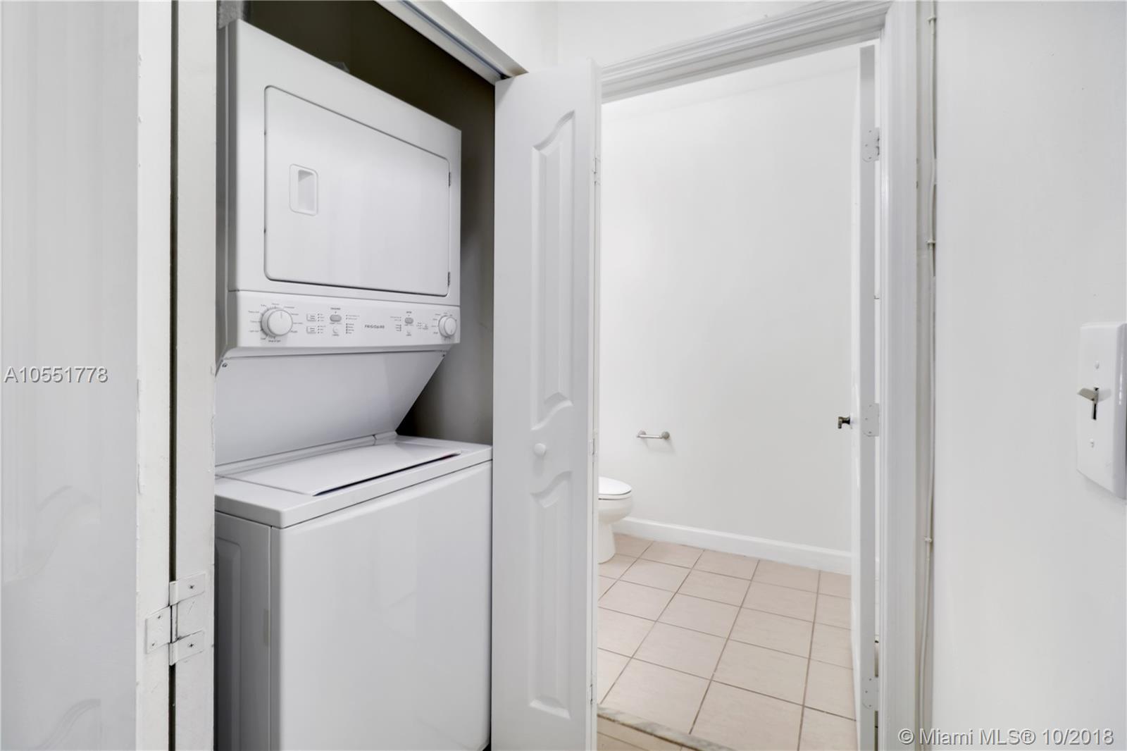 SILVER PALM HOMES - Residential