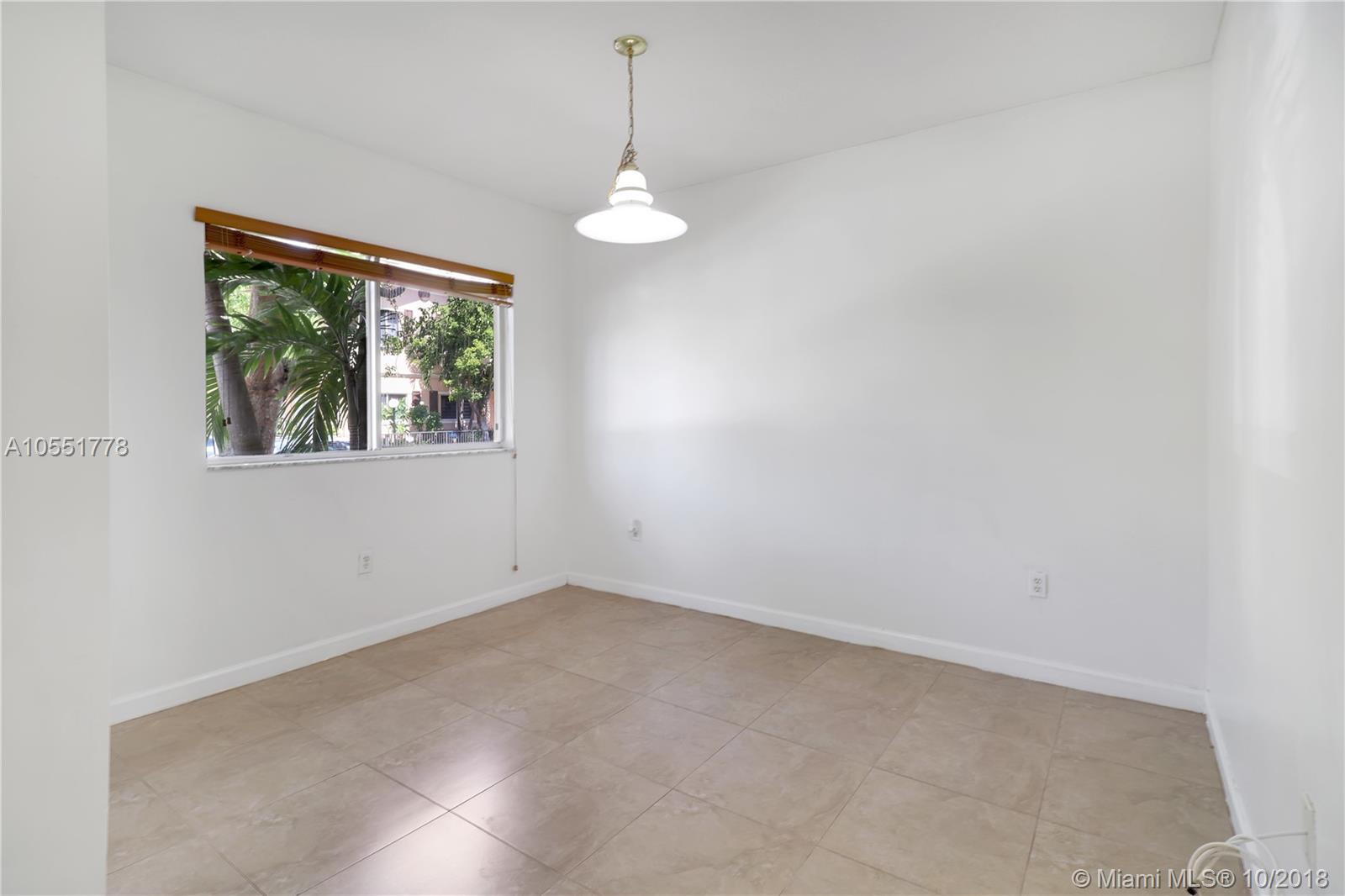 SILVER PALM HOMES - Residential