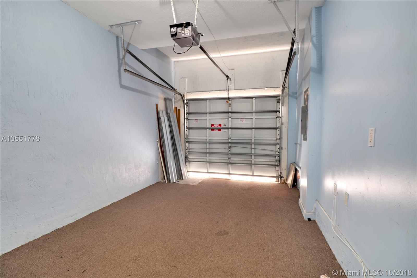 SILVER PALM HOMES - Residential