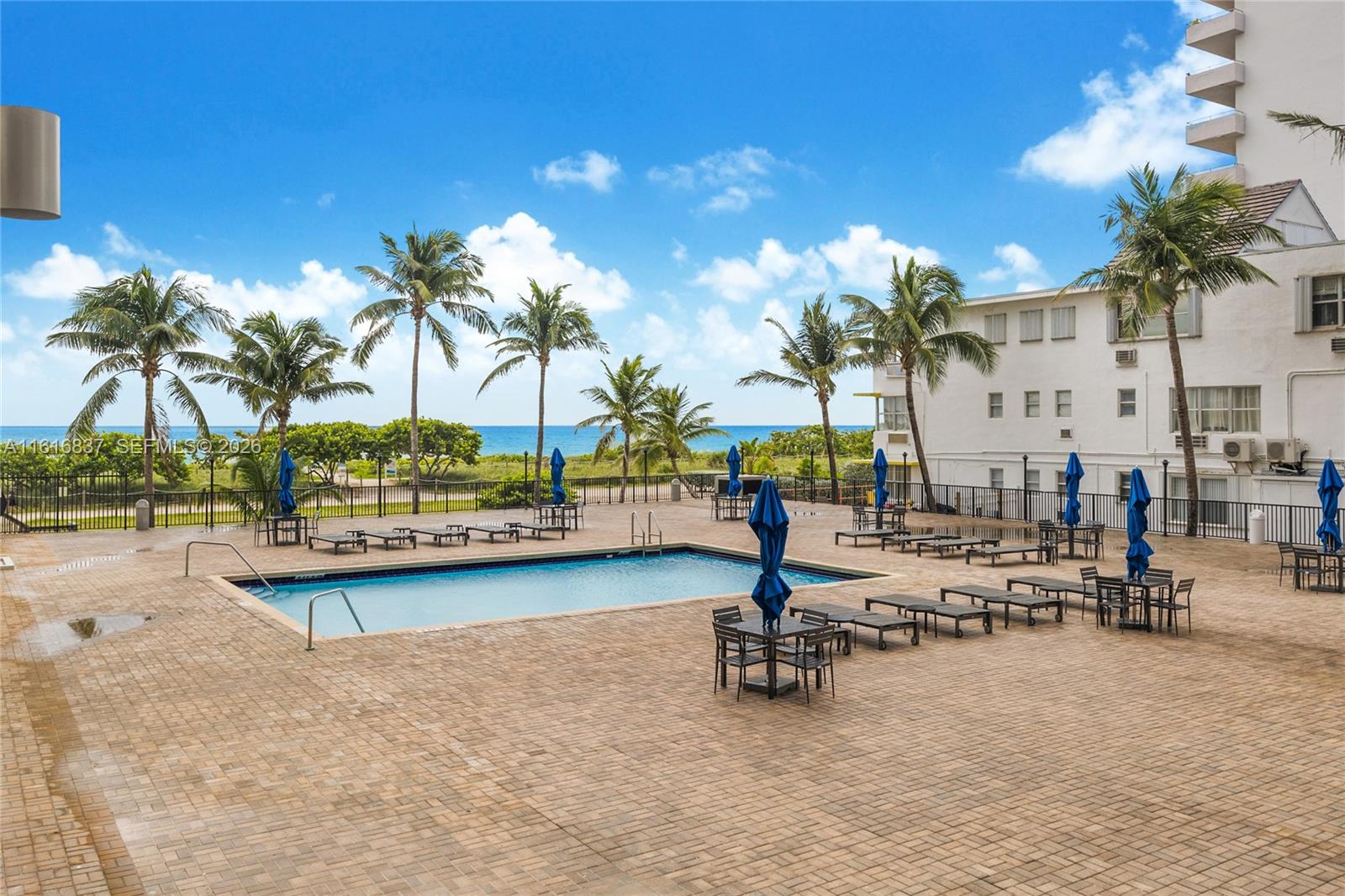 MANATEE CONDO - Residential