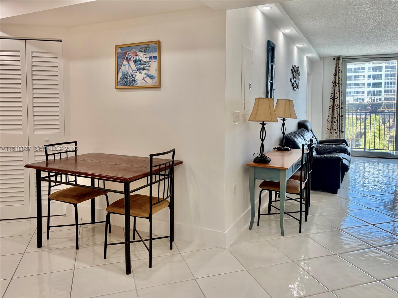 MANATEE CONDO - Residential