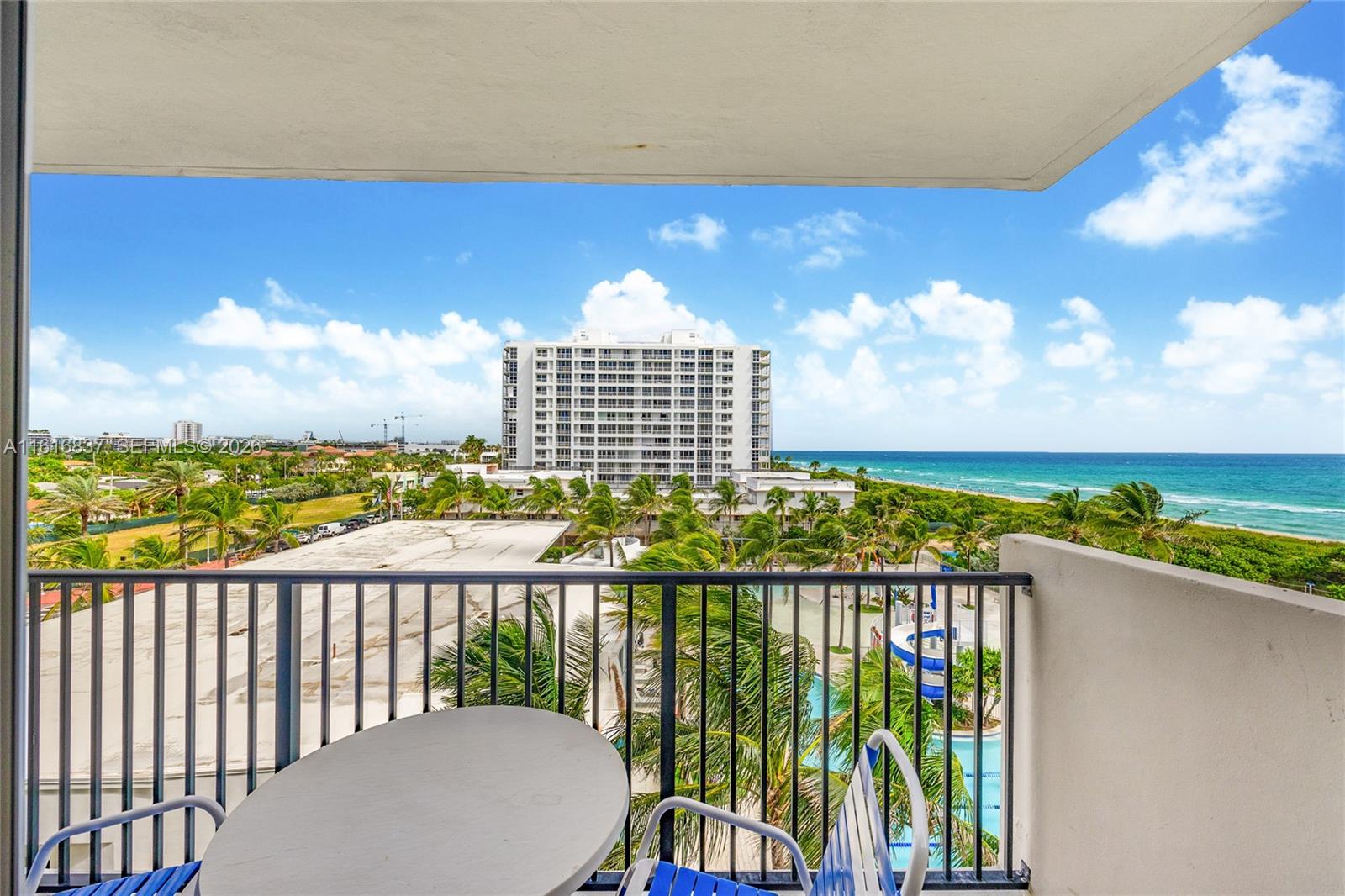 MANATEE CONDO - Residential