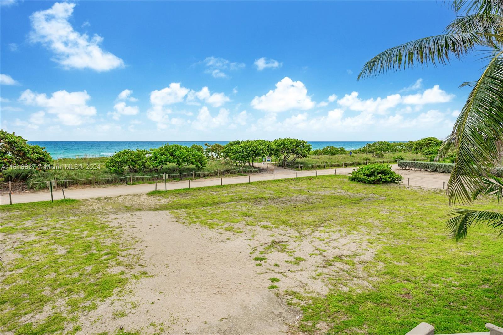 MANATEE CONDO - Residential