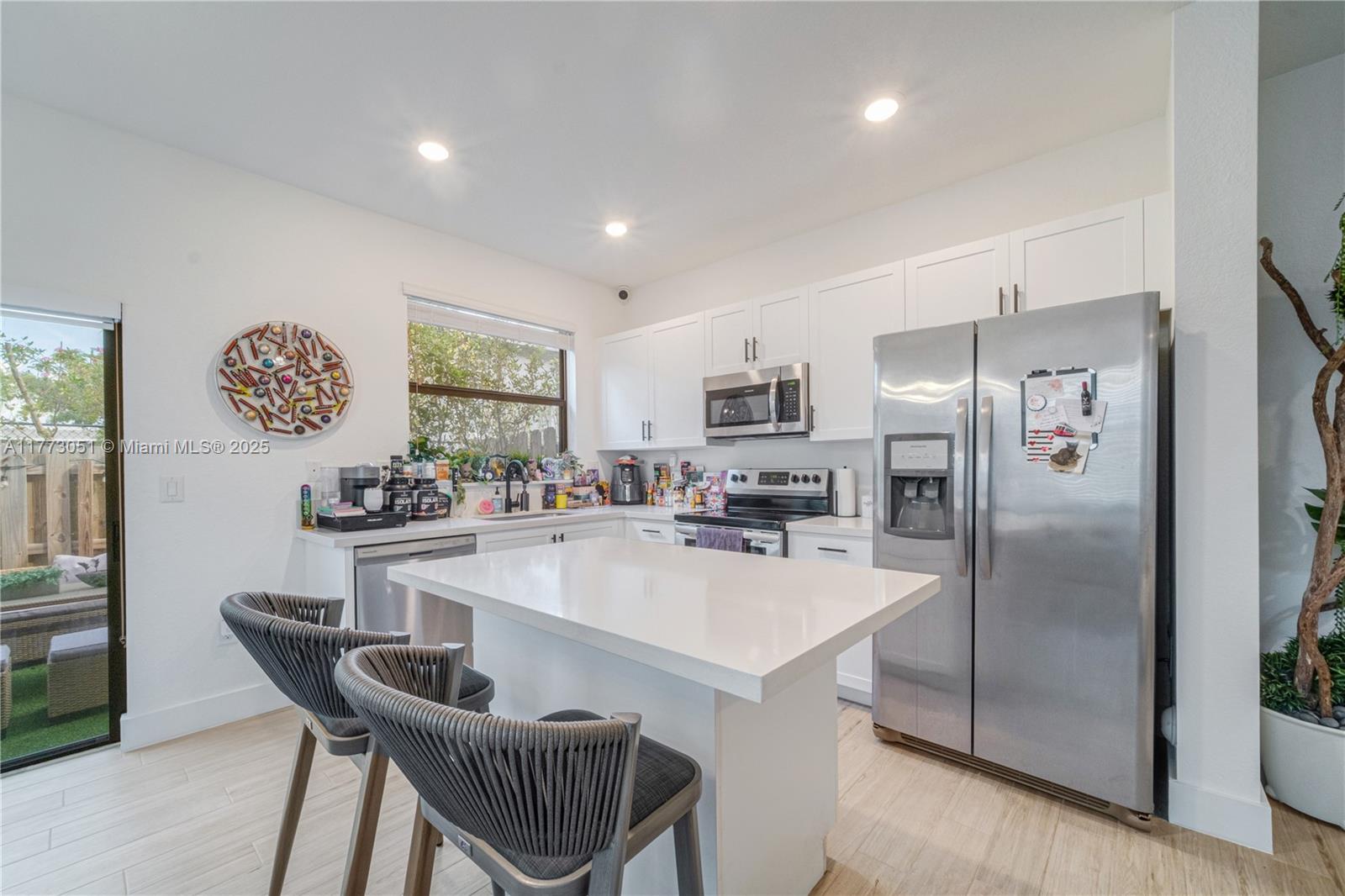 VIA VENTURA NEIGHBORHOOD - Residential
