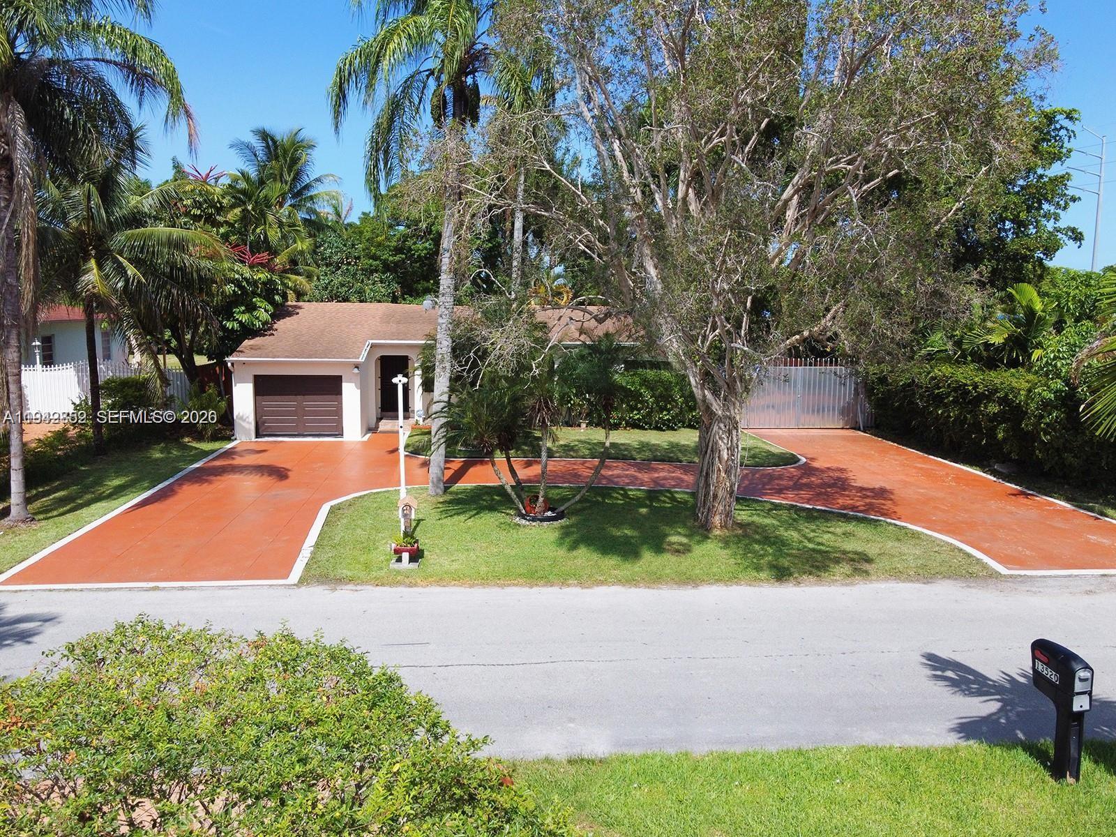 BISCAYNE GARDENS SEC H PA - Residential