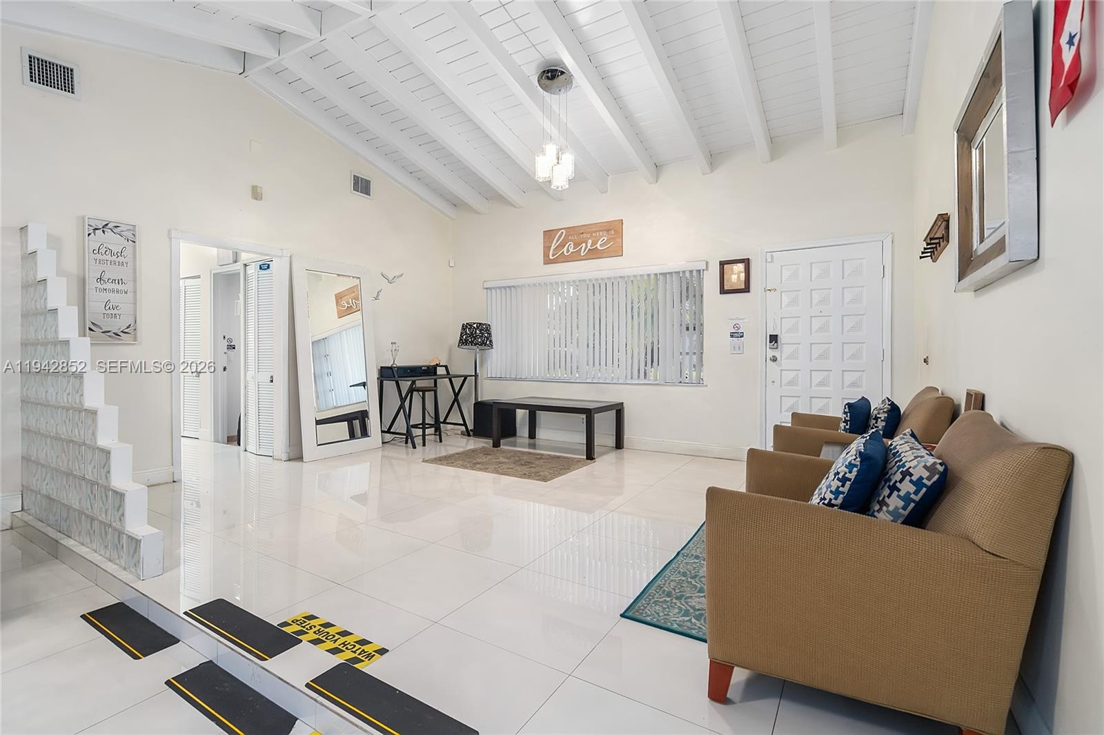 BISCAYNE GARDENS SEC H PA - Residential