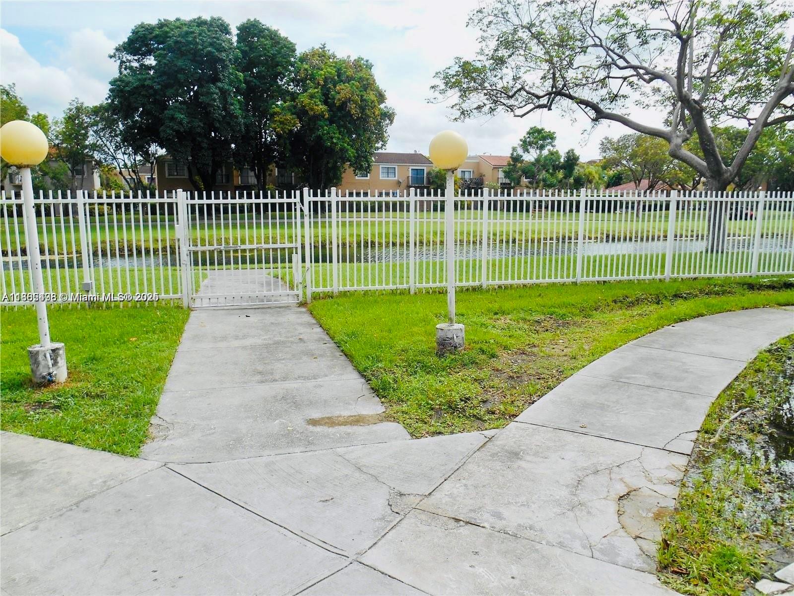 BISCAYNE BEACH CLUB CONDO - Residential Lease