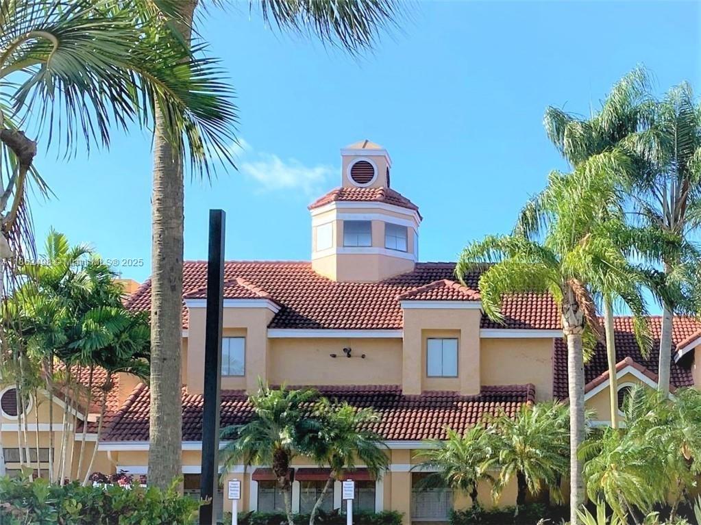 BISCAYNE BEACH CLUB CONDO - Residential Lease