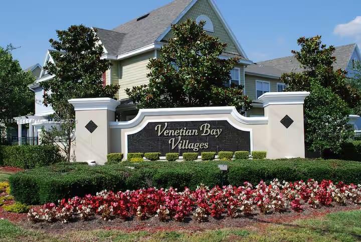 VENETIAN BAY VILLAGES COND - Residential