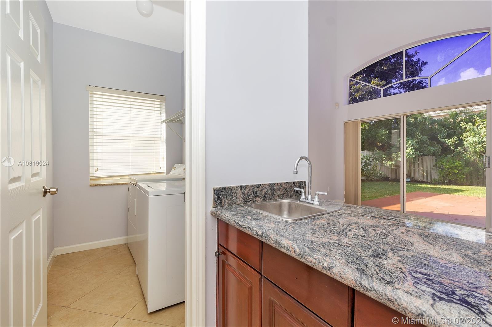 TWIN ACRES - Residential