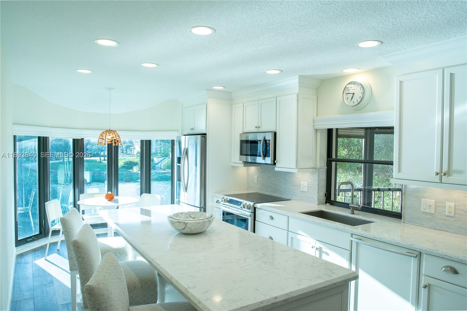 JONATHANS LANDING - Residential