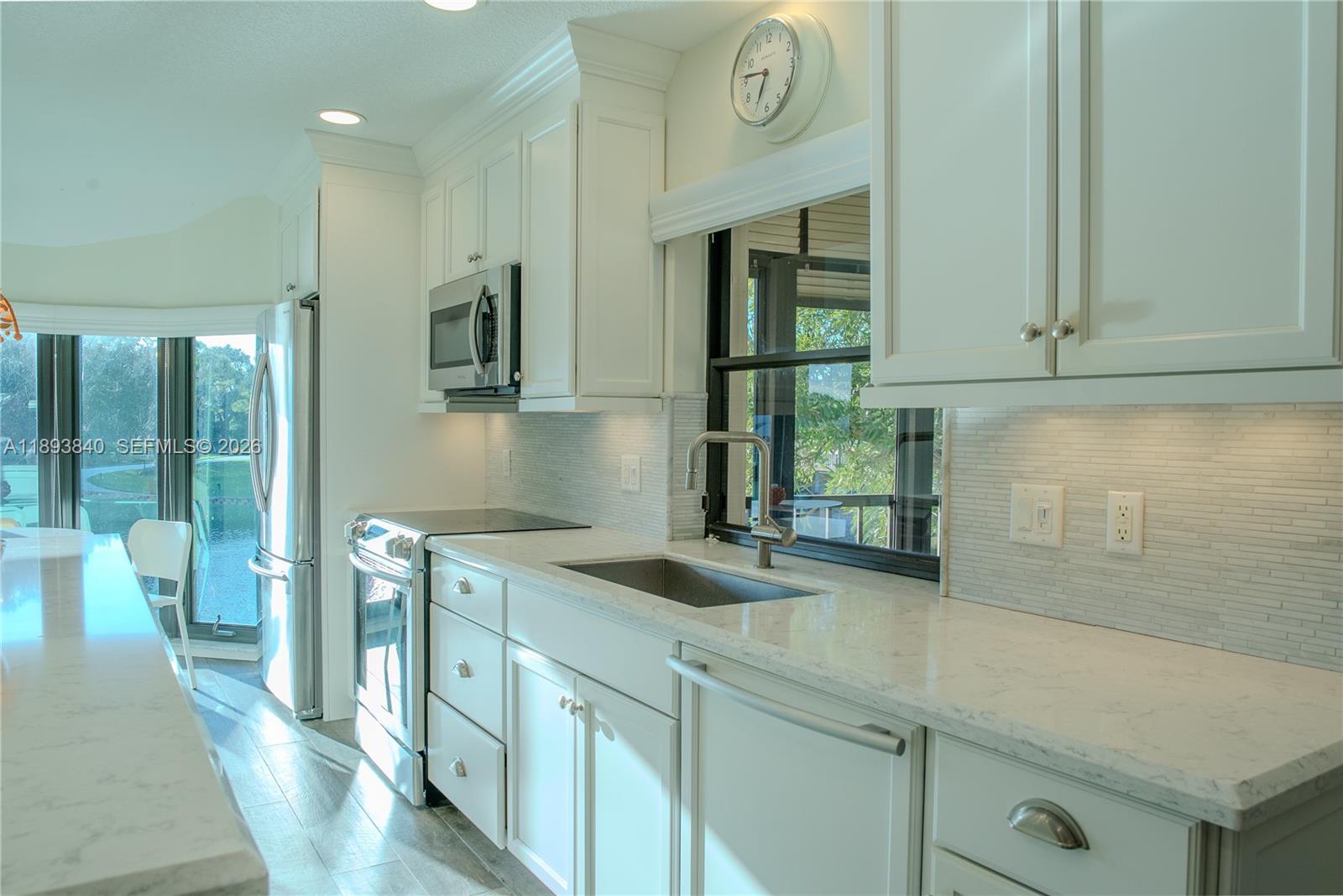 JONATHANS LANDING - Residential