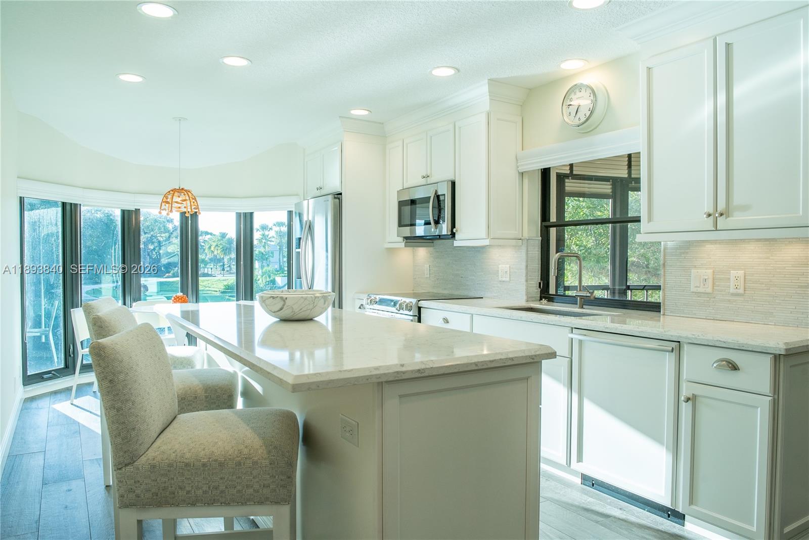 JONATHANS LANDING - Residential