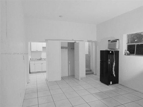 1120 NW 64th St B Side Miami FL 33150