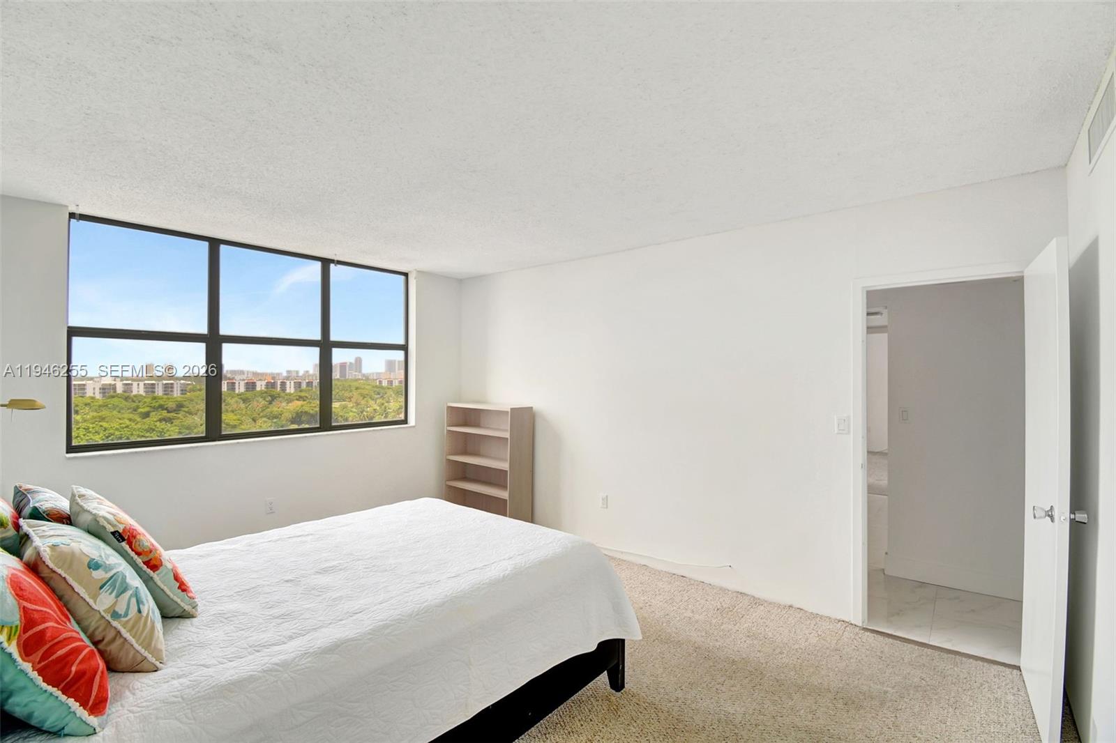 BONAVIDA CONDO - Residential