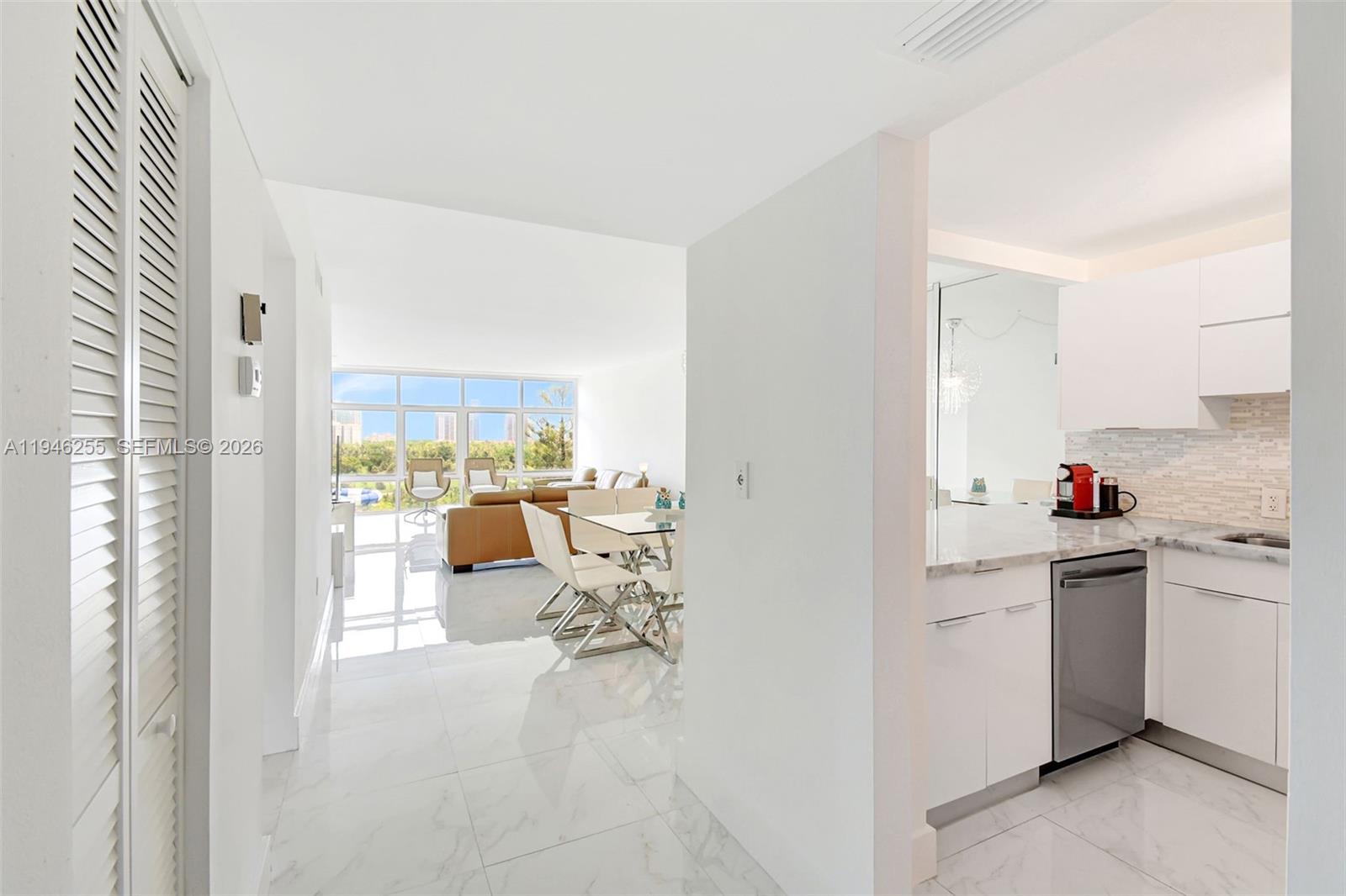 BONAVIDA CONDO - Residential