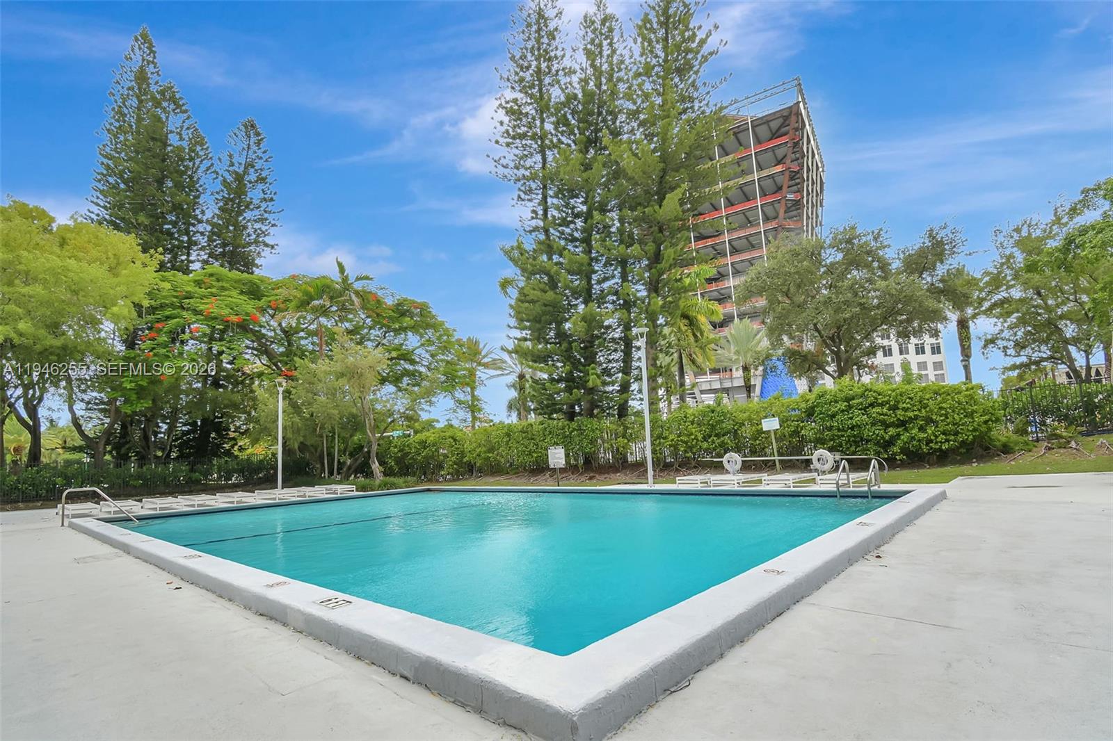 BONAVIDA CONDO - Residential