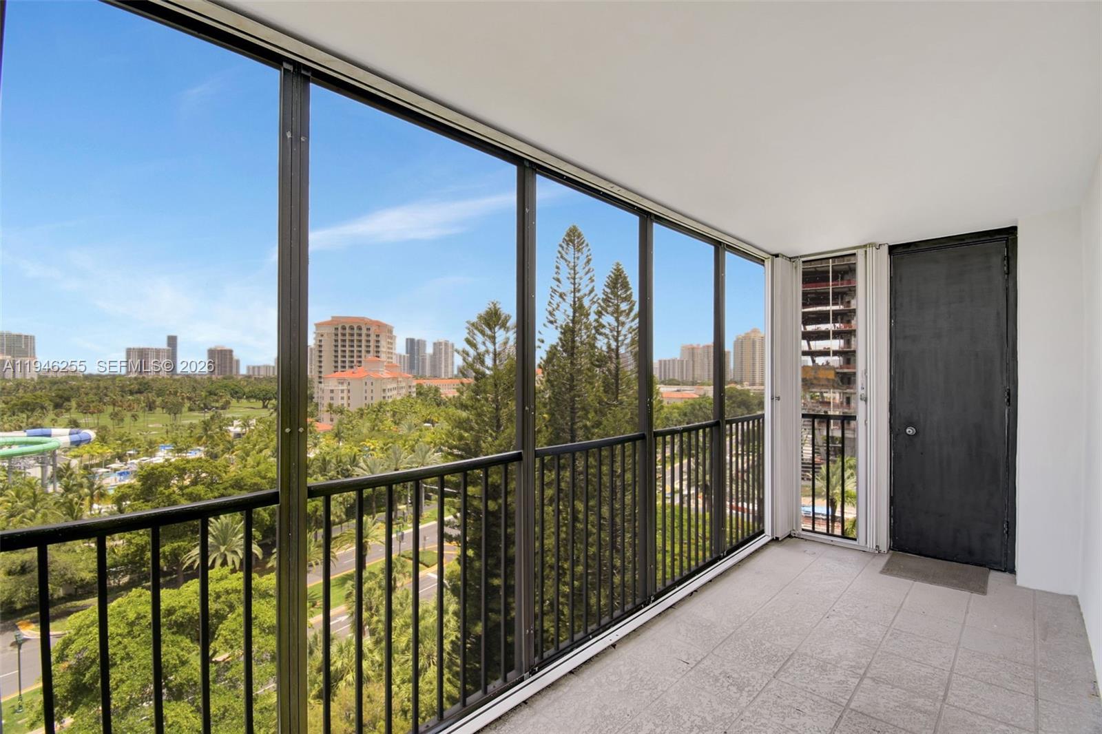 BONAVIDA CONDO - Residential