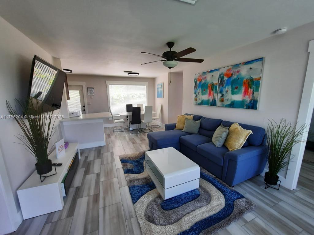 Rental Property at 1102 N 14th Ave 2, Hollywood, Broward County, Florida - Bedrooms: 3 
Bathrooms: 2  - $2,990 MO.