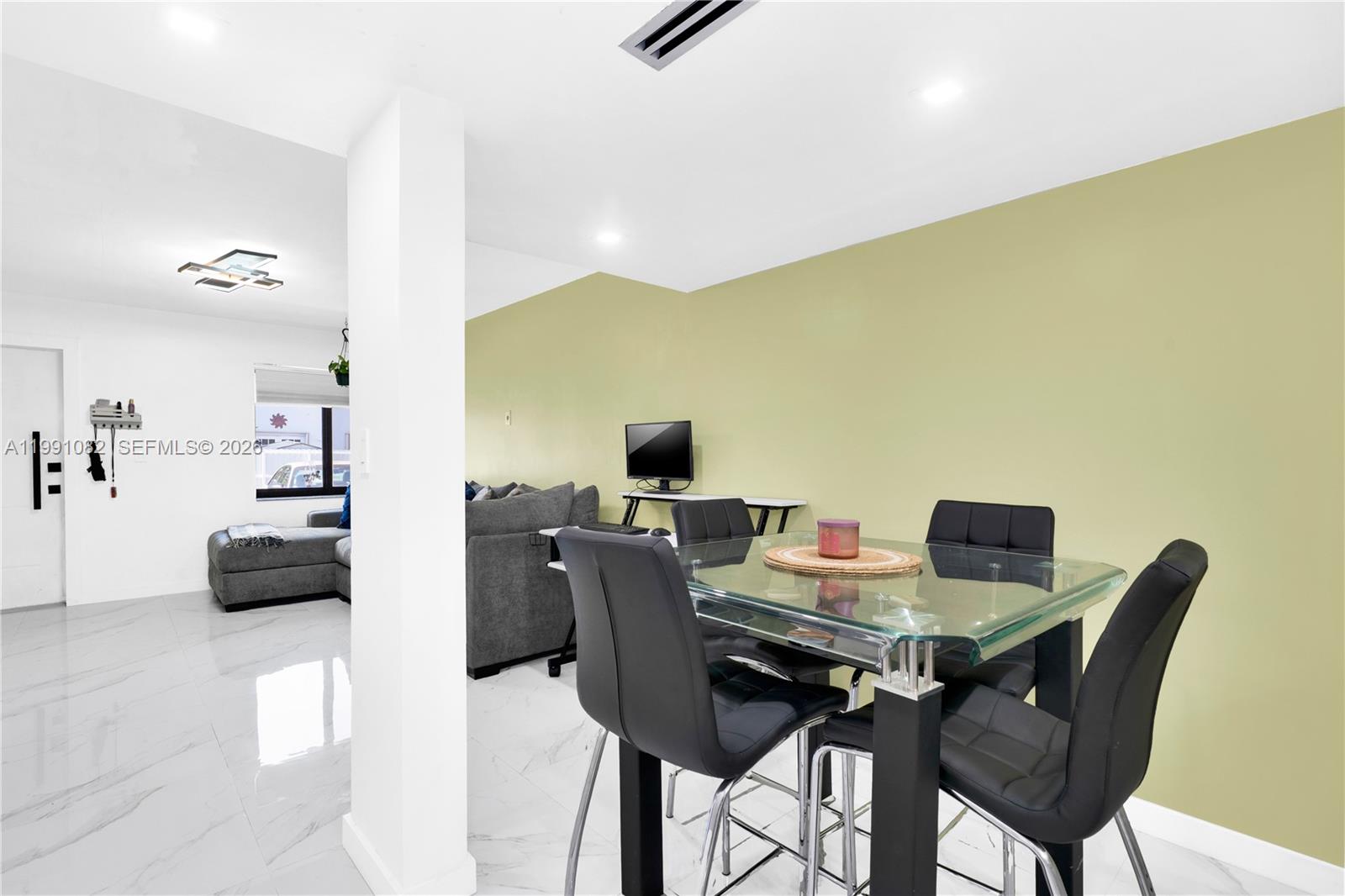 J R CONDO PH I - Residential