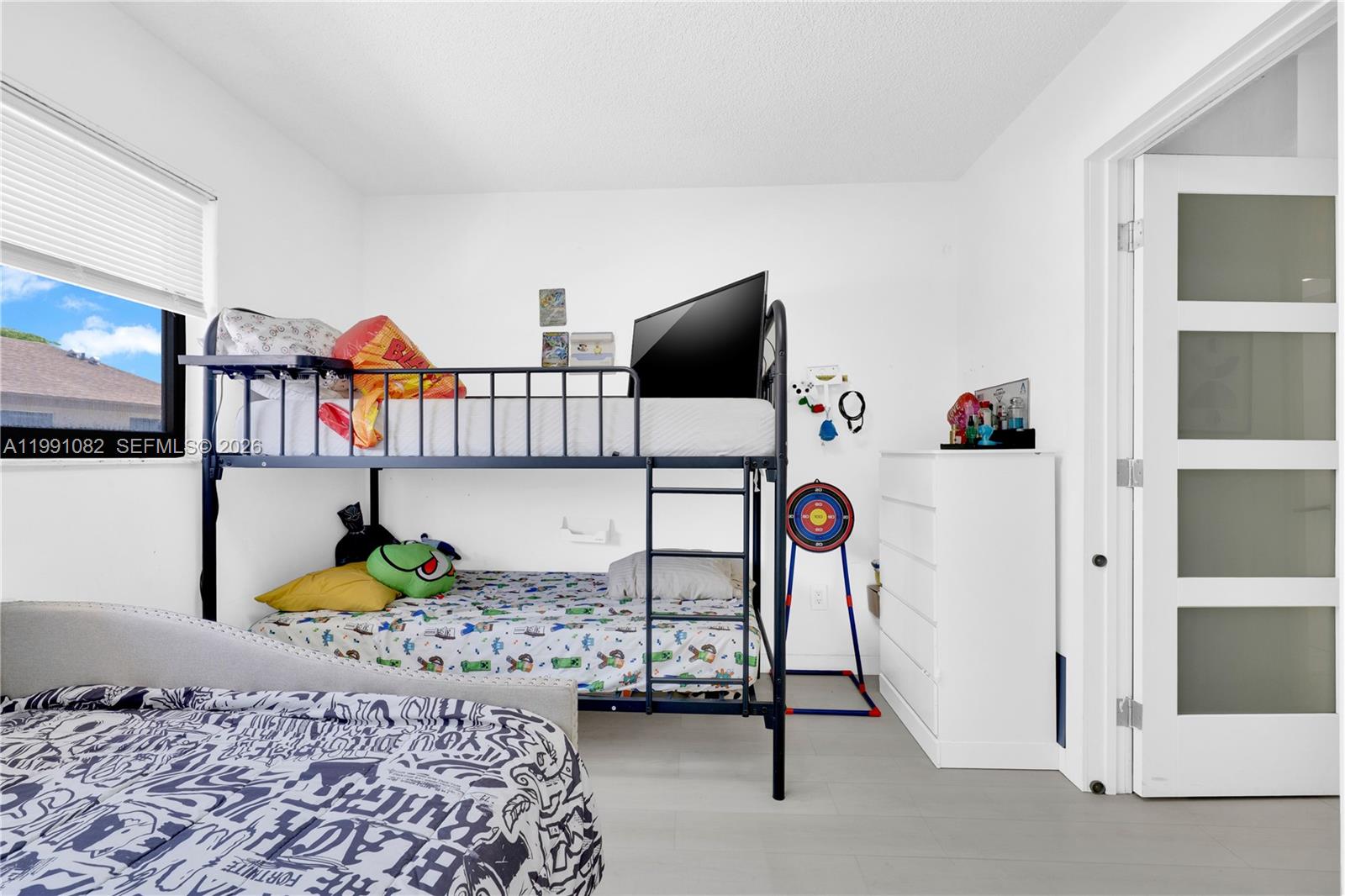 J R CONDO PH I - Residential