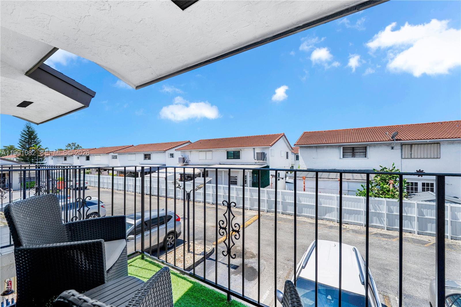 J R CONDO PH I - Residential