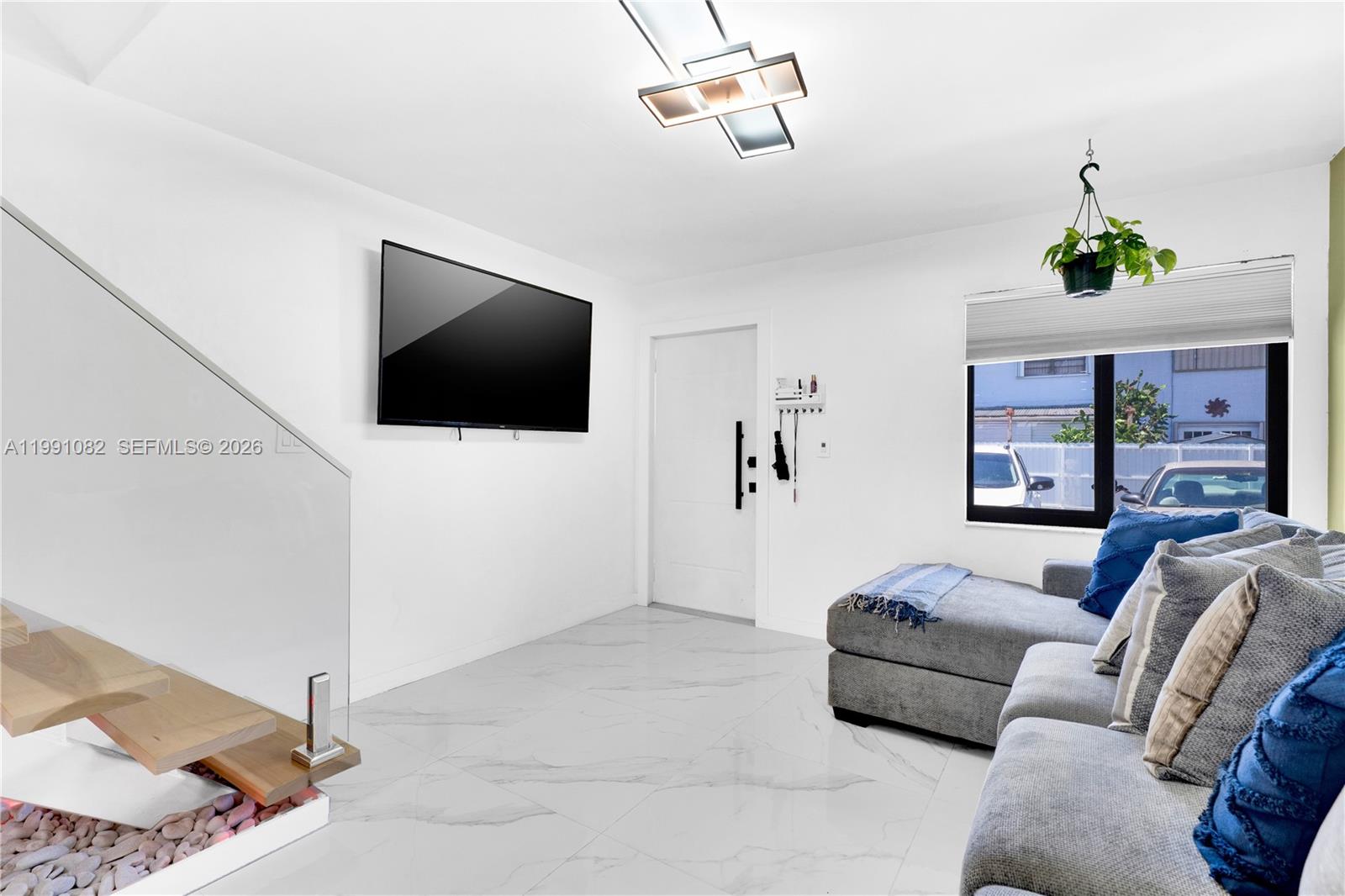 J R CONDO PH I - Residential