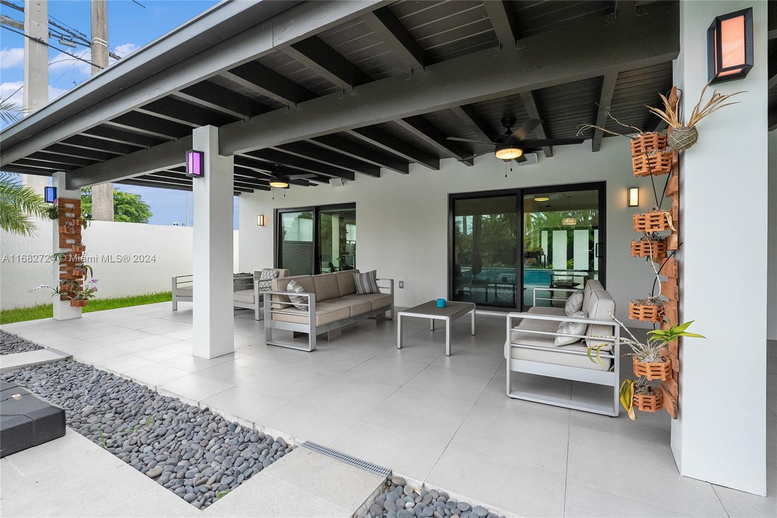 SHORES LINDGREN FIRST ADD - Residential Lease