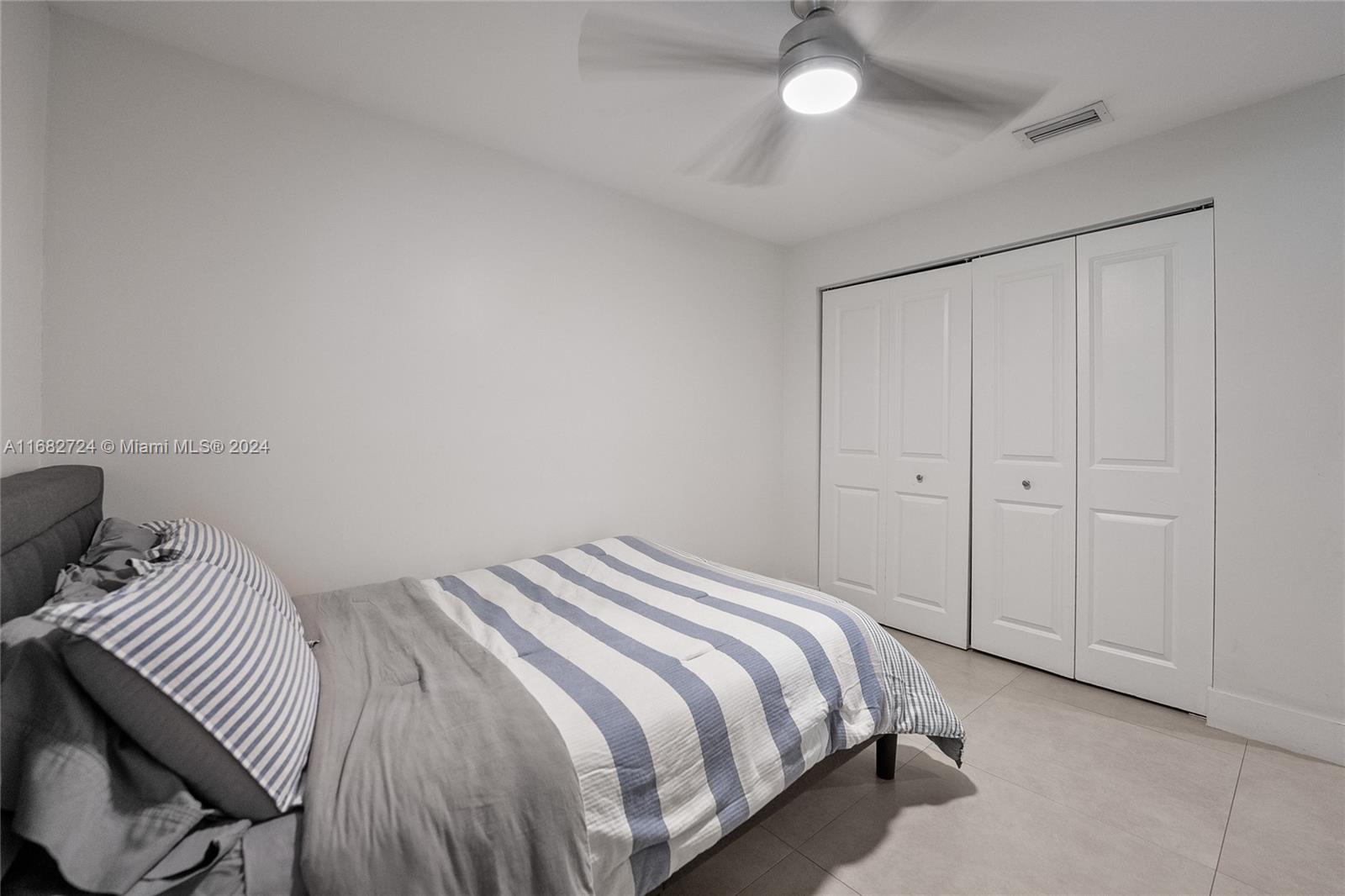 SHORES LINDGREN FIRST ADD - Residential Lease