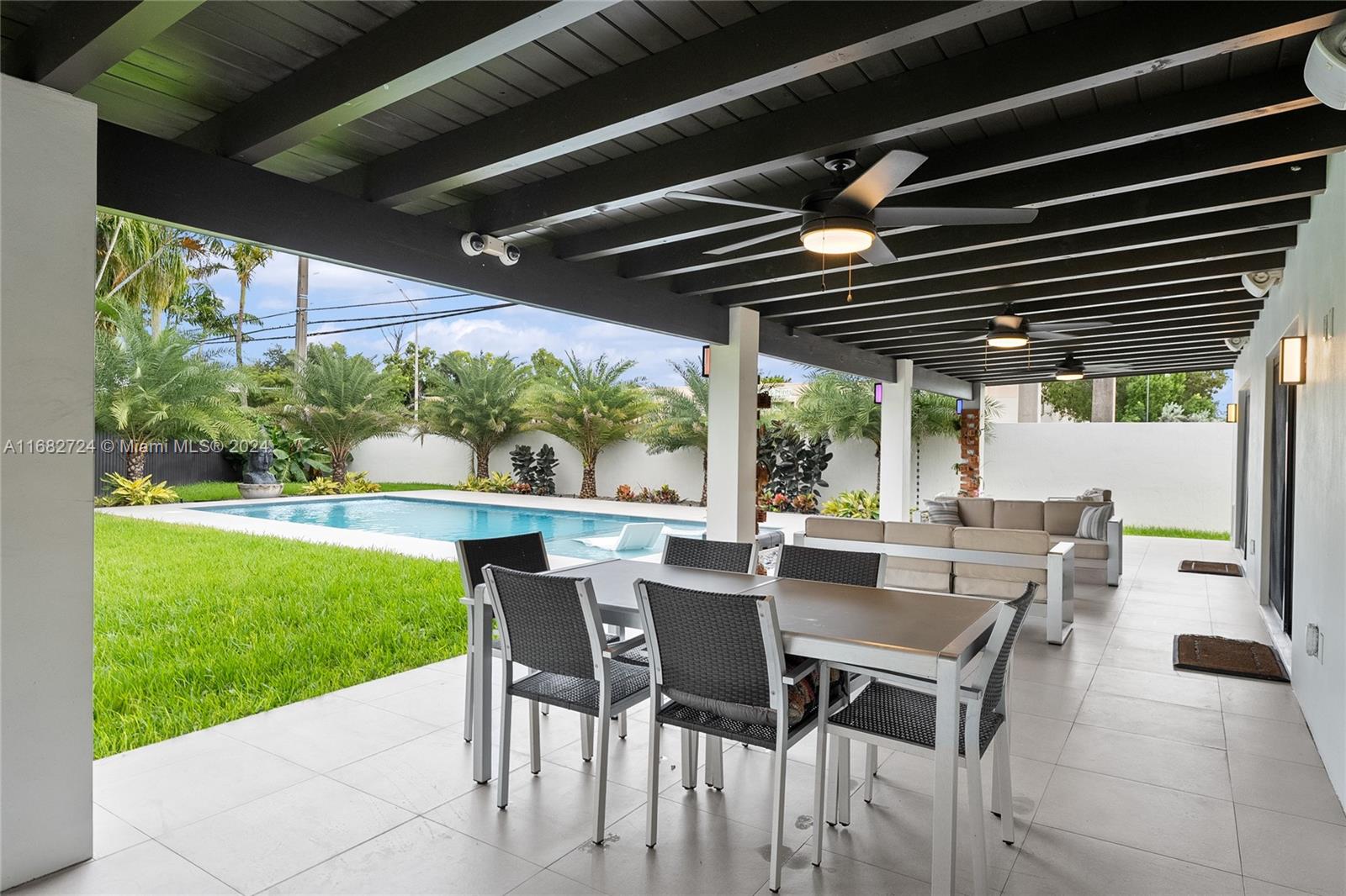 SHORES LINDGREN FIRST ADD - Residential Lease