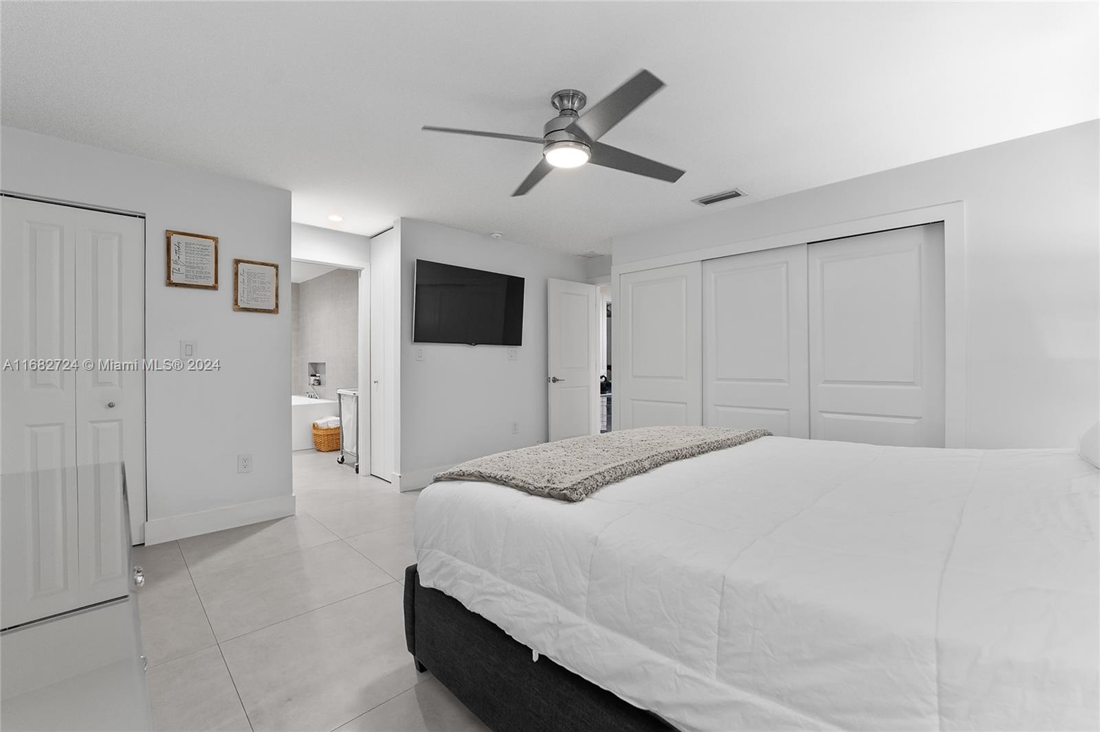 SHORES LINDGREN FIRST ADD - Residential Lease