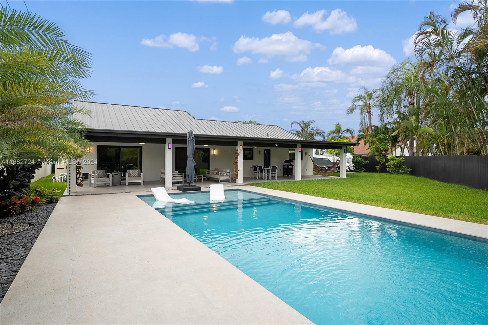 SHORES LINDGREN FIRST ADD - Residential Lease