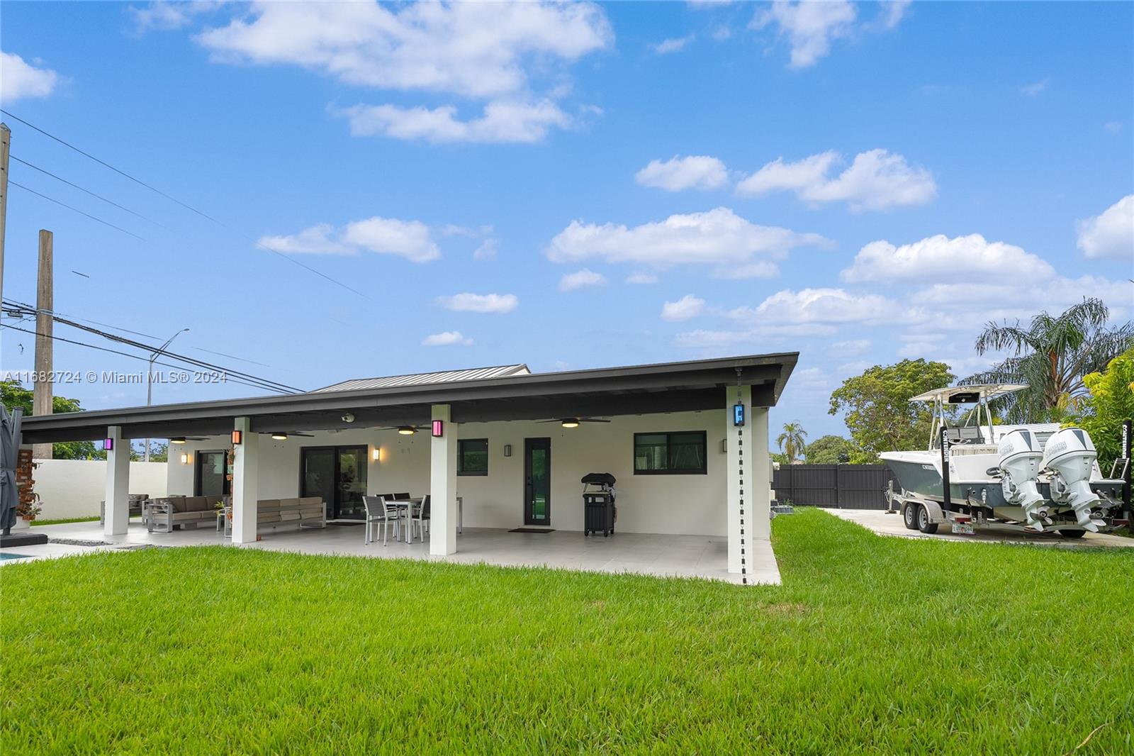 SHORES LINDGREN FIRST ADD - Residential Lease