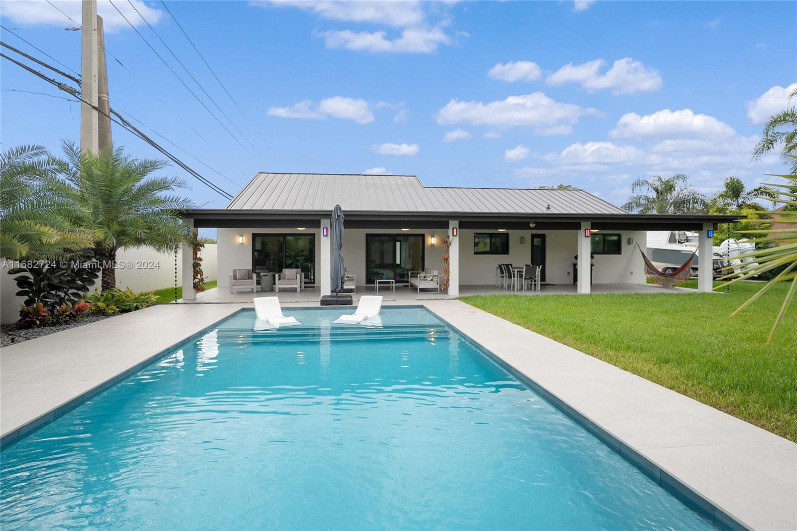 SHORES LINDGREN FIRST ADD - Residential Lease