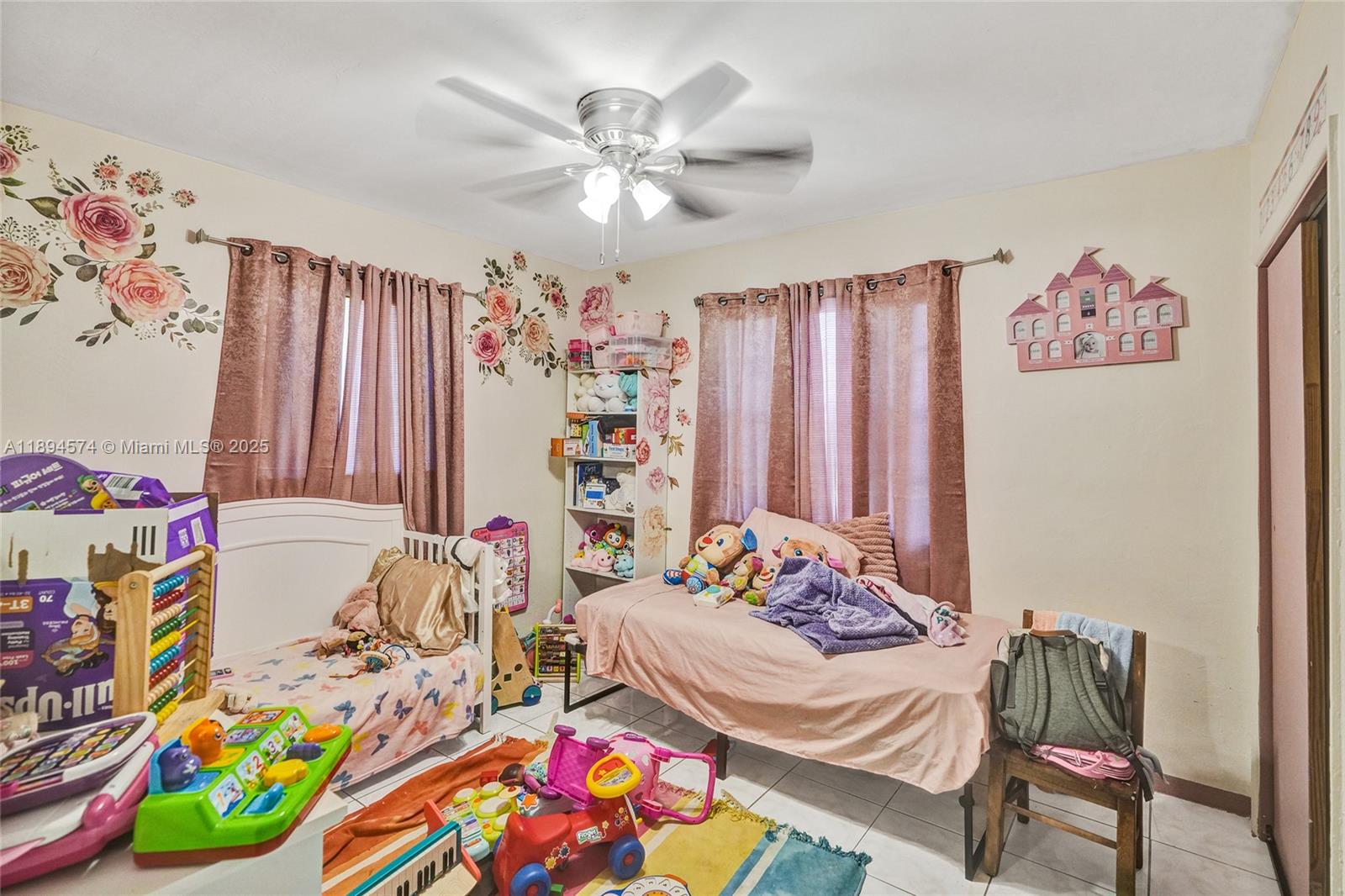 HIGHLAND MANOR SEC 3 - Residential