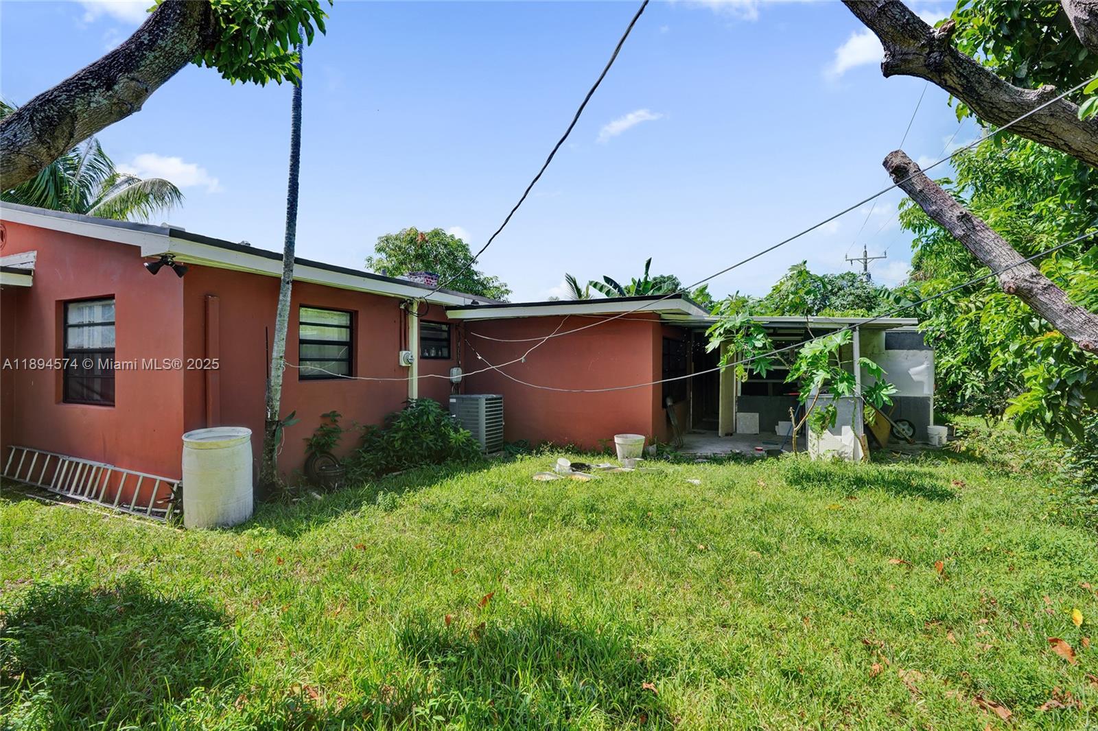 HIGHLAND MANOR SEC 3 - Residential