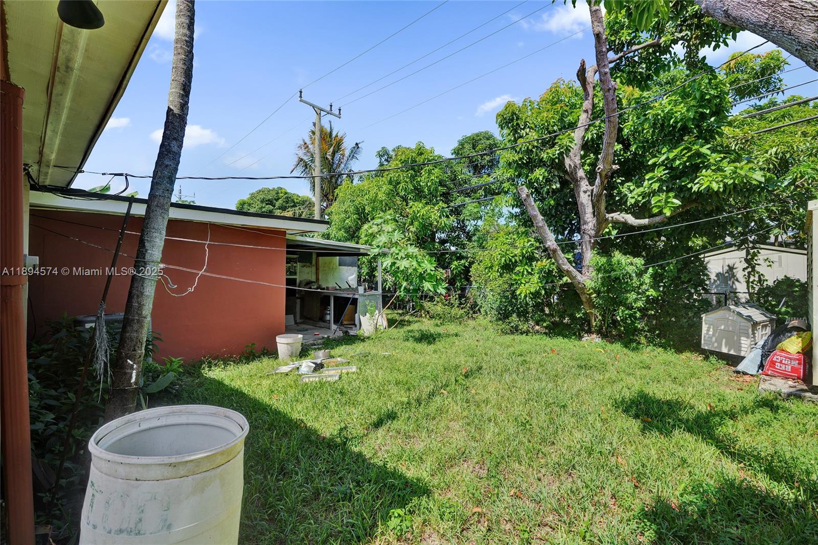 HIGHLAND MANOR SEC 3 - Residential