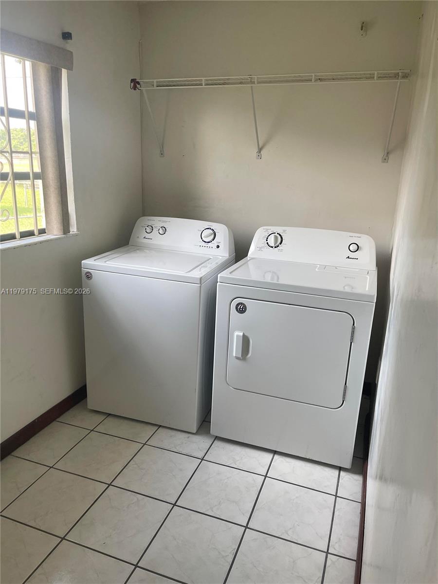 SCOTT ESTS SEC 2 - Residential Lease