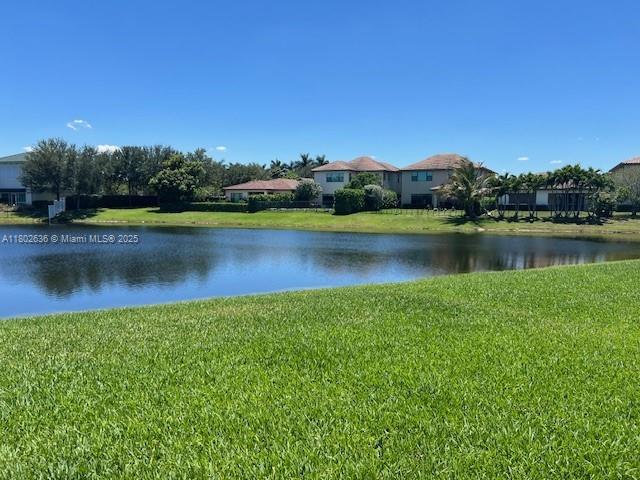 Rental Property at 11250 Sw 13th St 101, Pembroke Pines, Miami-Dade County, Florida - Bedrooms: 1 
Bathrooms: 1  - $1,850 MO.