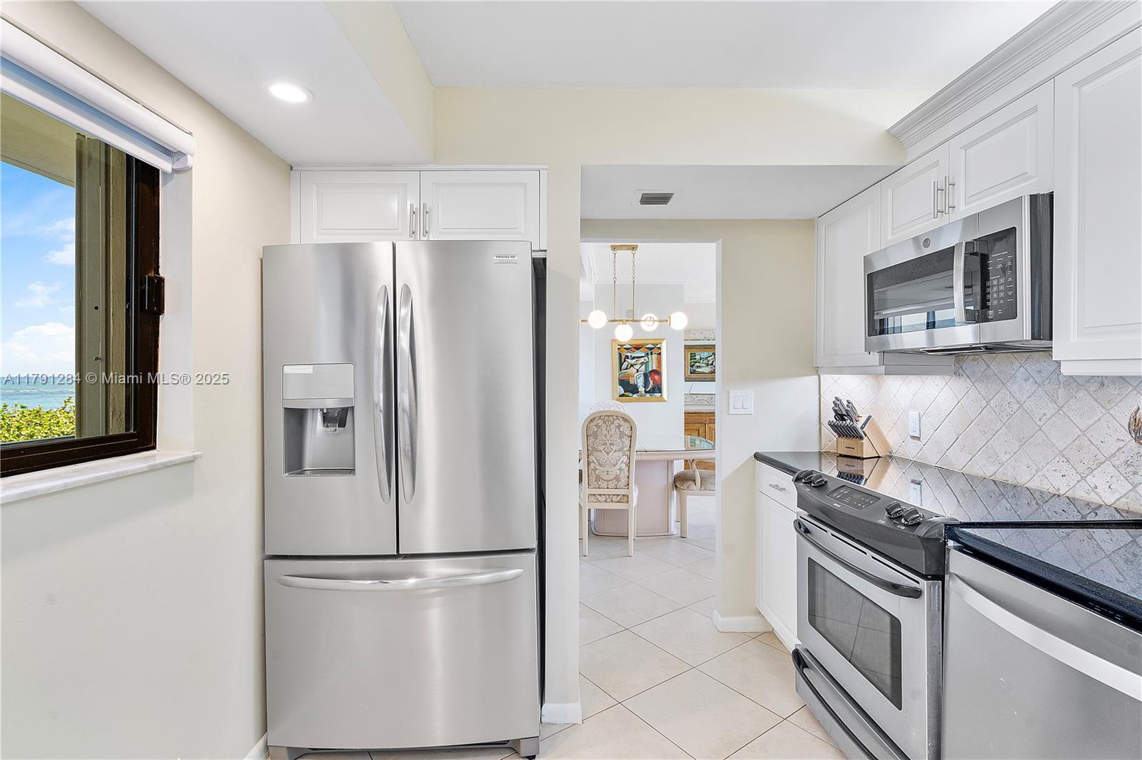 OCEAN TRAIL CONDO IV - Residential