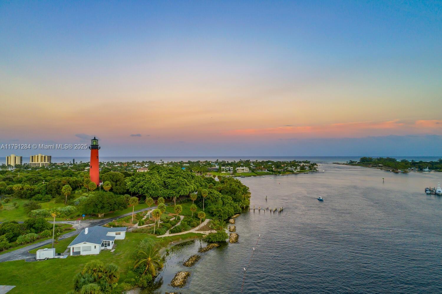 OCEAN TRAIL CONDO IV - Residential