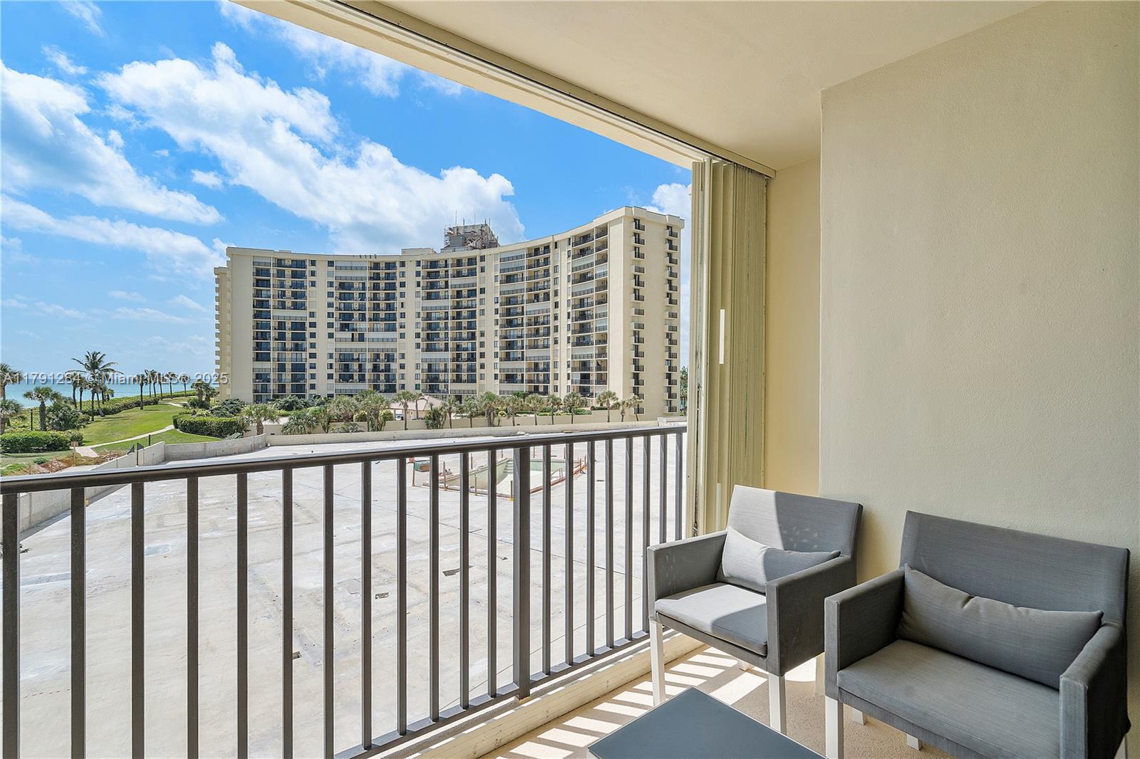 OCEAN TRAIL CONDO IV - Residential