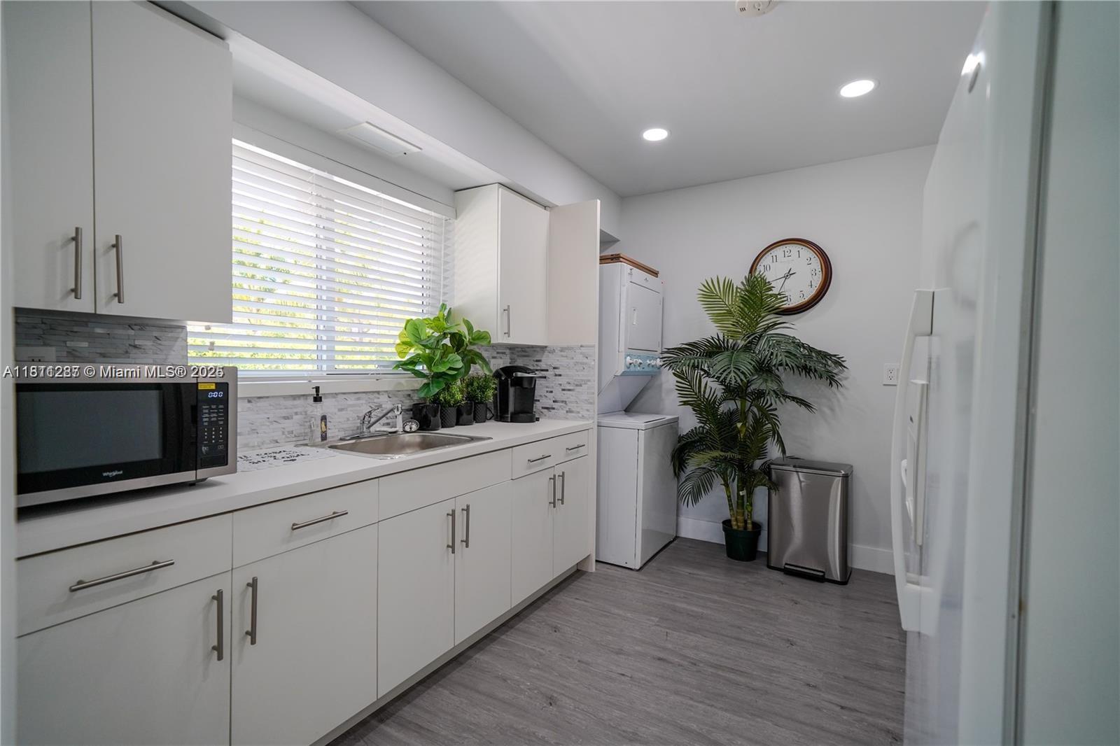 SUNKIST ESTATES A - Residential