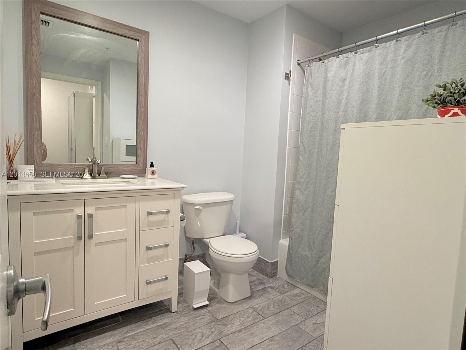 TEN ARAGON CONDO - Residential Lease