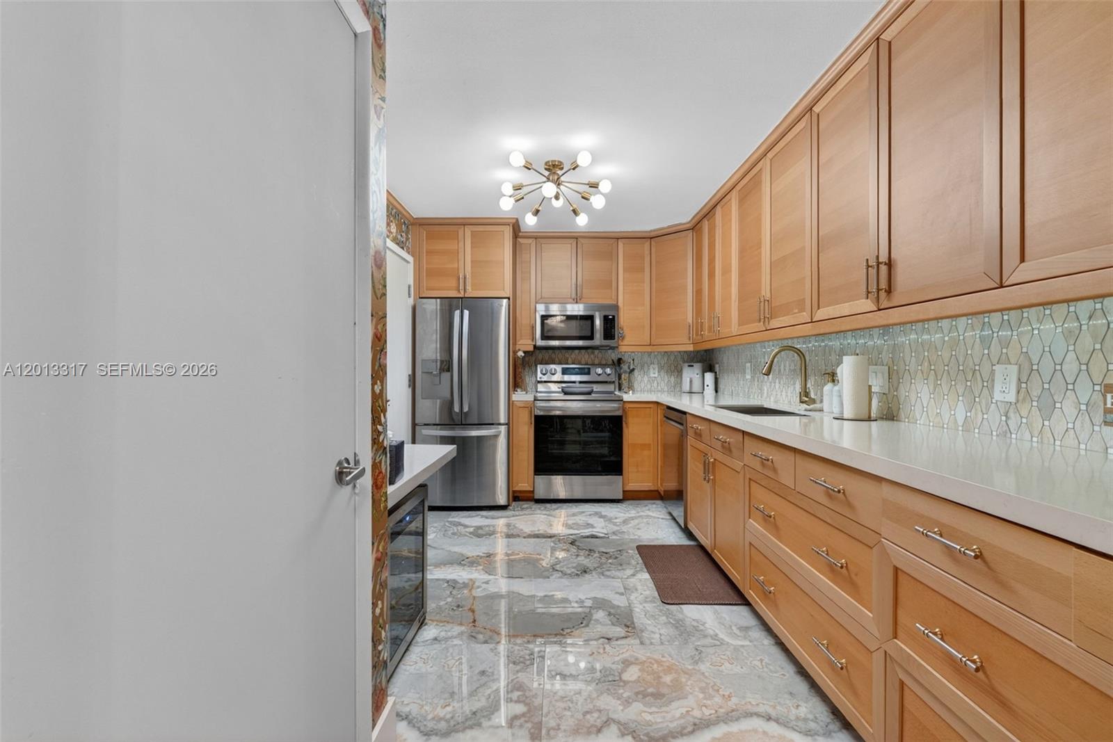 LA MER ESTATES WEST CONDO - Residential
