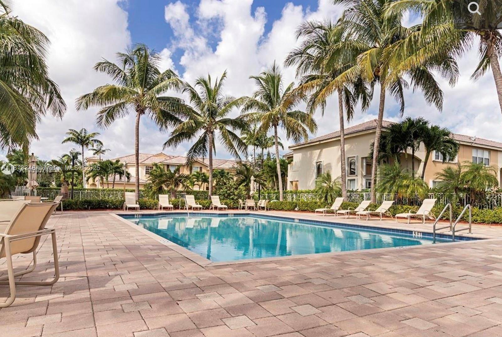 DORAL SOUTHEAST PATIO-HOM - Residential Lease